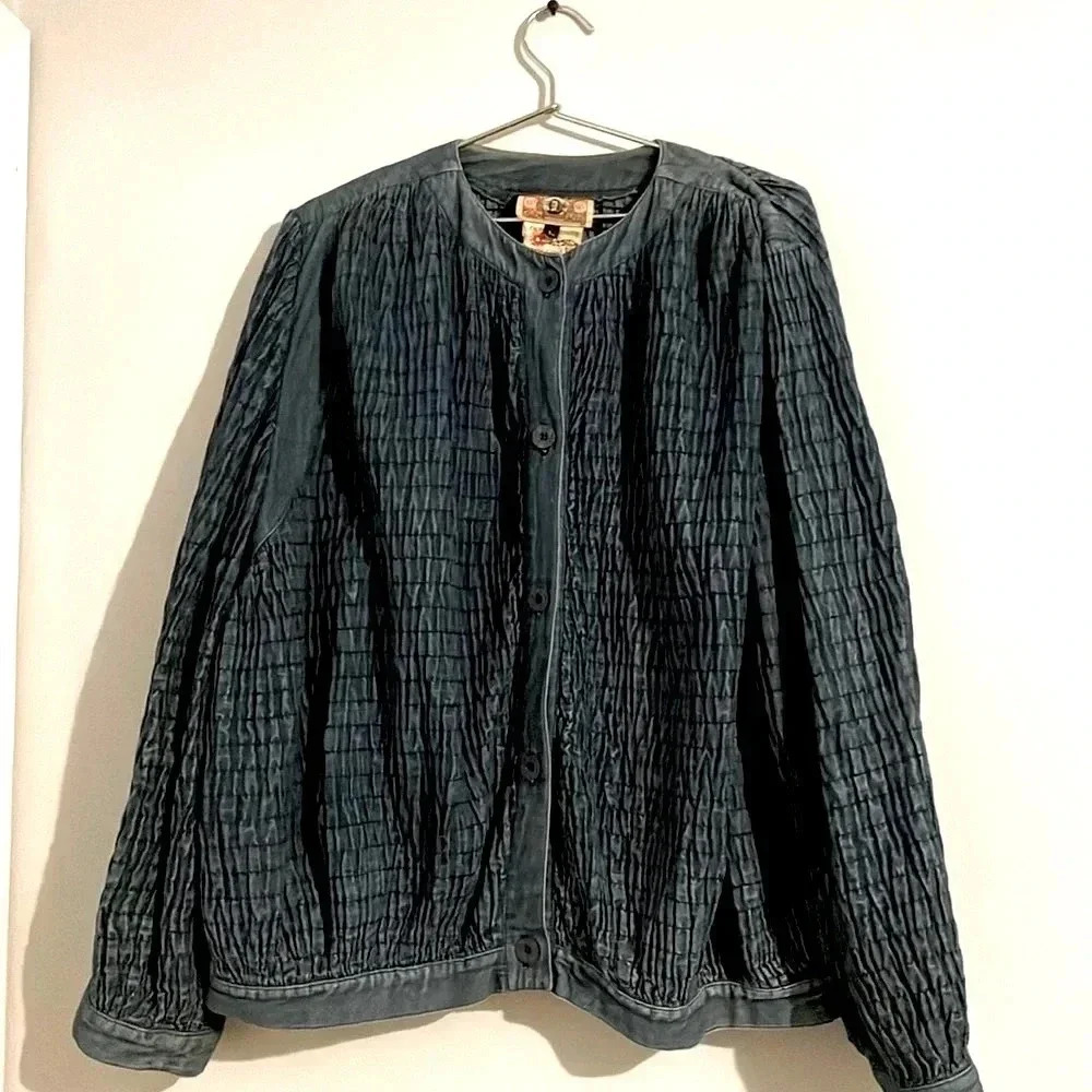 Gene Ewing Bis size L vintage denim jacket. Amazing!! Oversized fit.